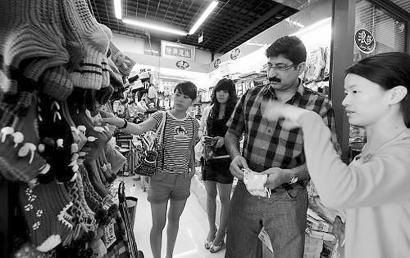 高级品牌袜业展柜