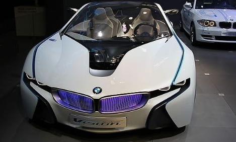 宝马“摊上“德马“商标 假李逵被罚300万.png