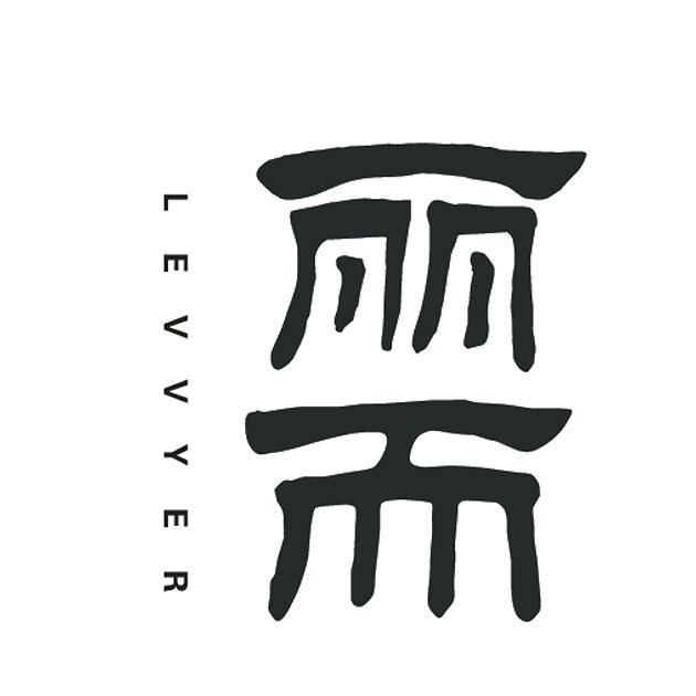 丽而 LEVVYER